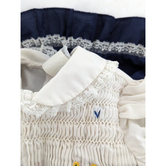Vintage Nana's Pet Smocked Lace Collar Dress Size 12 Months Blue White Ducks - Picture 6 of 12
